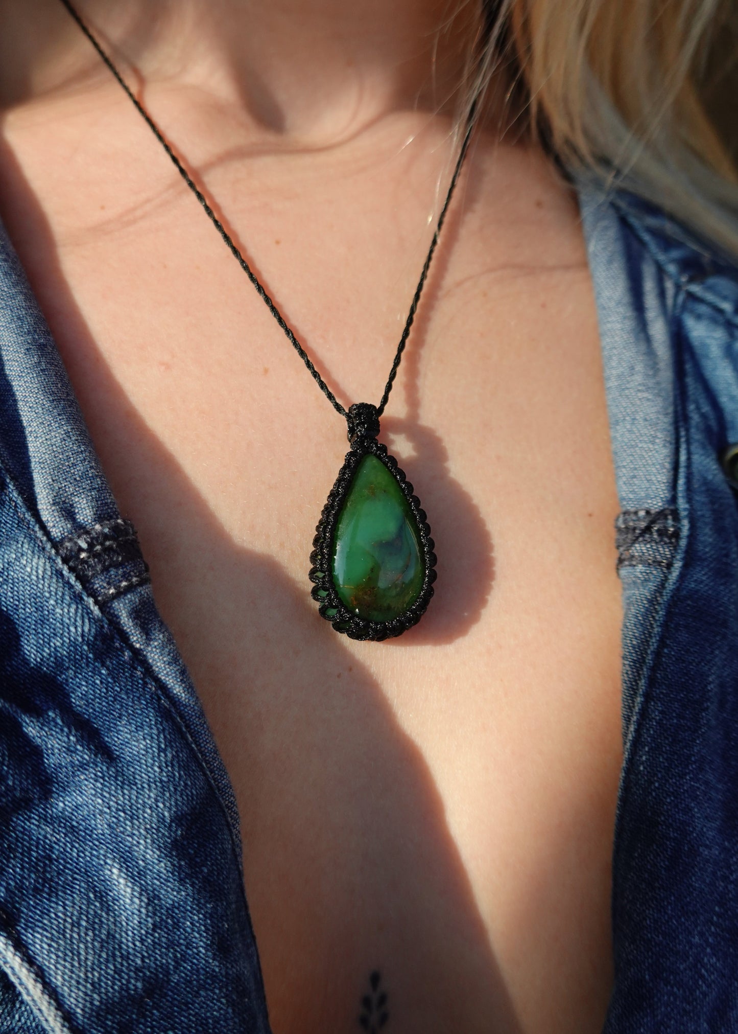 East stone | Jade