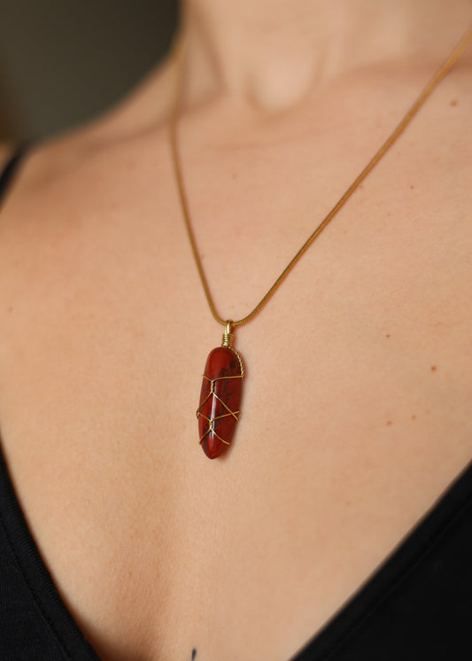 Lady in red | Jaspis